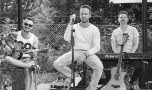 Junik :: Acoustic Rock & Pop aus Reutlingen